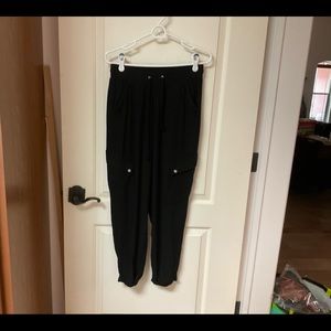Rayon Ankle Pants EUC Size M